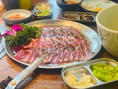 -明洞阿姨·韩式酱蟹烤肉·创意料理(三元桥店)