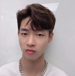 -丝语萱形象