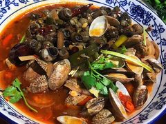 -琥珀老六龙虾(四里河店)