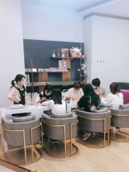 -吉吉靓甲美睫