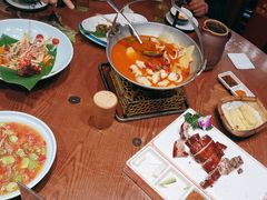 -老滇山寨•云南特色菜•地方菜•民族风情歌舞表演(金碧店)