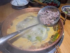 -洱火云南酸菜牛肉火锅(石景山当代商城店)