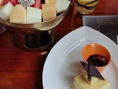 -东西风牛排馆周末烧烤自助(首都机场希尔顿店)