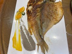 -赶海部落海鲜城(海阳路店)