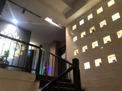 -威思丽高温瑜伽会馆