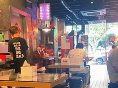 -肥汁米蘭香港米线(定西路店)