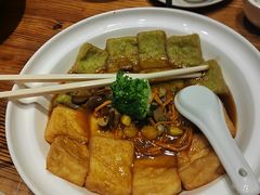 -花溪雨·森林餐厅(石基店)