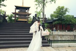 -汉仪华裳汉服馆(打浦桥店)