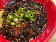 炸酱面-香港饭店0410(明洞店)