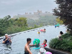 -七彩云南古滇温泉山庄