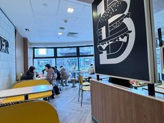 -麦当劳(保利若比邻店)