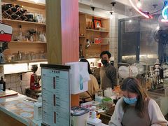 -滚猫咖啡·猫咖·猫友好撸猫(未来城店)