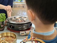 -围炉肉舍•炭烤活鳗•丹东海鲜烤肉(步行街店)