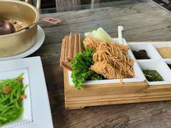 -魁盛居百年鲁菜馆(县西巷店)