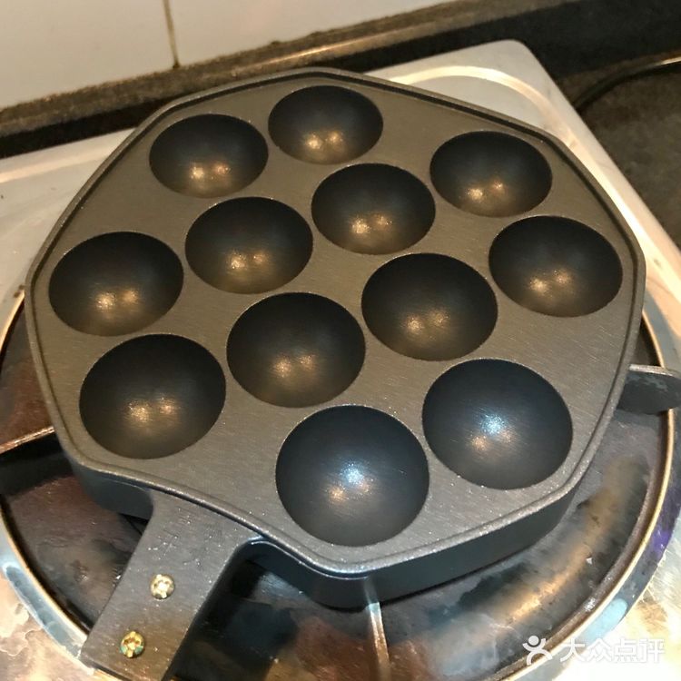 当然章鱼足不可缺，附近市场没有卖
