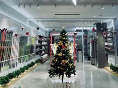 -宝龙城(杭州滨江店)
