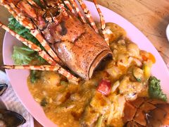 -J Daeng Seafood