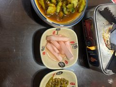 -富正毅三下锅·湘西韵味(天门山索道店)