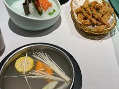 -泓炙颐凤鲜海鲜火锅料理(桐乡店)