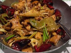 -渔语鱼新川菜Bistro(万象天地店)
