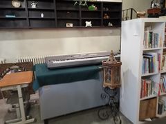 -房角石咖啡与书(吉大南校店)