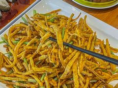 -莲餐厅·湖北菜·潜江小龙虾店(愚园路店)