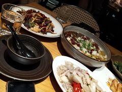 -十三式重庆江湖菜(金茂览秀城店)