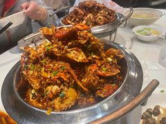 -凤凰路何眼镜香辣蟹(花果园店)