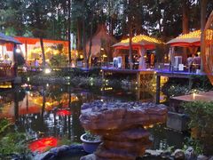 -二荆条·蜀鲜汇城市森林火锅