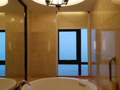 -中山利和希尔顿酒店