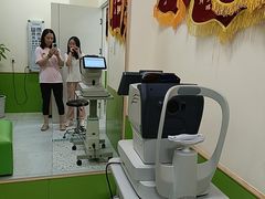 -星视野儿童近视弱视视力训练中心(富荟店)