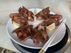 招牌炸乳鸽-濠江渔港酒楼(湾仔海鲜街，会展中心店)