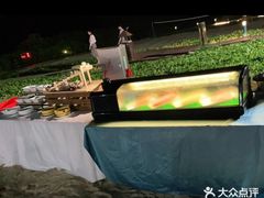 -亚龙湾希尔顿自助餐厅·海鲜·烧烤·沙滩BBQ·现场乐队
