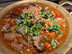 -张翻越·川渝冒菜·武汉黑鸭煲(城北万象城店)