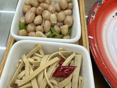 -鲁南仔·滕州炒鸡(经三路店)