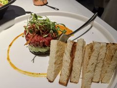 牛肉塔塔配牛油果黑橄榄酱-Solo(衡山路店)