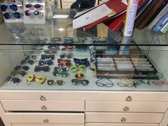 -三叶眼镜城(八佰伴店)
