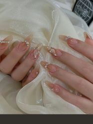 -赢韵美甲美睫瑞士净斑中心
