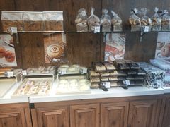 面包甜点陈列柜-津乐园(双港店)