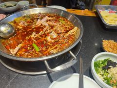 -小饕荟雅安贡椒鱼鲜馆(广福桥店)