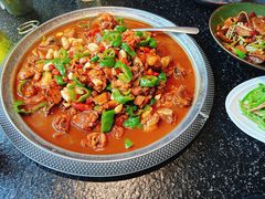 -侯志伟老街炒鸡(广济街店)