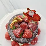 圣诞漂亮小蛋糕已提前吃上！幸福！