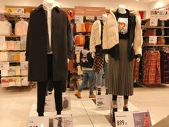 -优衣库(昆明七彩METOWN购物中心店)