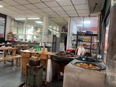 -贾老板缸肉馆(潮韵街店)