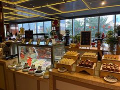 -大中华希尔顿酒店-念自助餐·嗨啤·小龙虾