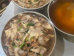 -正宗杨记普洱酸醋米线(总店)