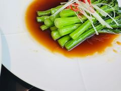 -上海虹桥祥源希尔顿酒店