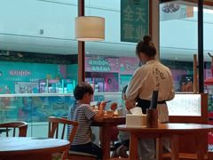 -诚铭记·虾仁汤包·成都小吃(融创店)