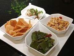 -渝半城经典川粤菜(重庆天地店)