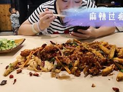 -麻屋手抓海鲜(防城港总店)